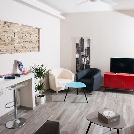 Orsini Family Deluxe Apartment By Mamo Флоренция Экстерьер фото